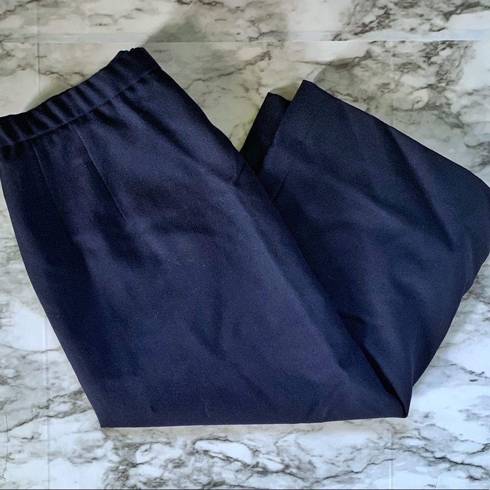 🌺Pendleton Navy Blue 100% virgin Wool skirt